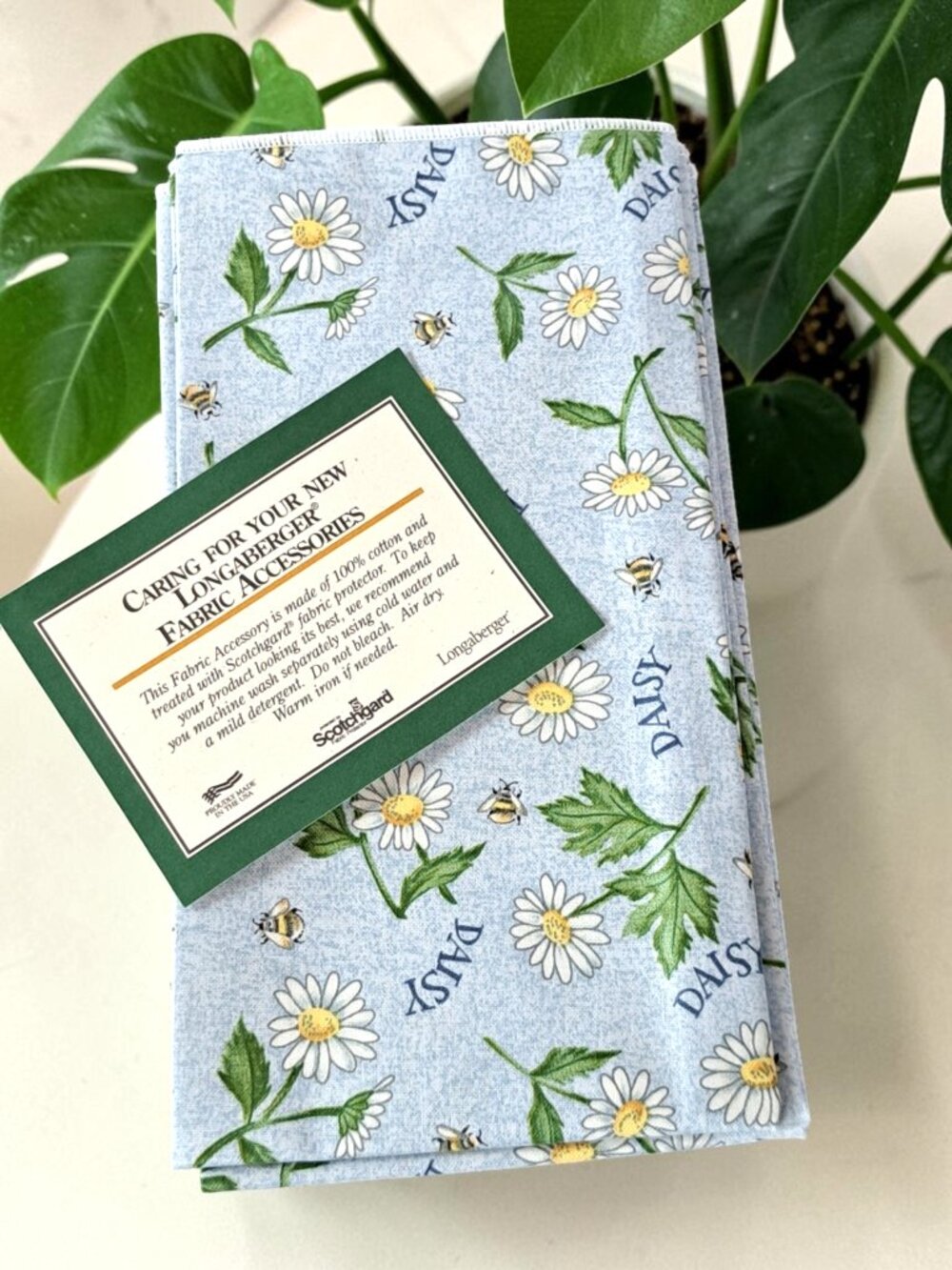Longaberger 1999 Daisy Fabric Napkins Set of 2 | New in Package 17"X17”